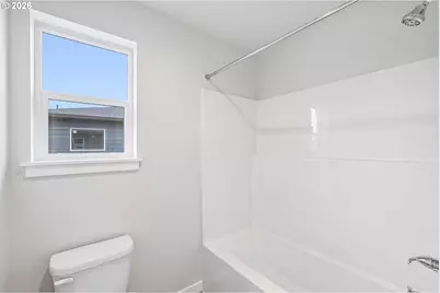 750 Magnolia Ave, Woodburn, OR 97071 - Photo 24
