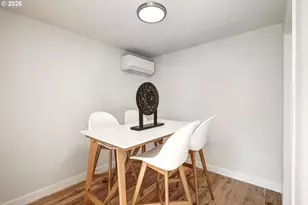 8885 SW White Pine Ln, Portland, OR 97225 - Photo 6