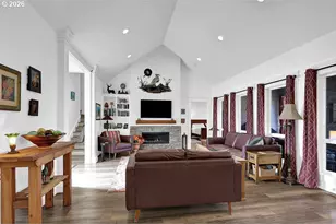 928 SW Coral St, Junction City, OR 97448 - Photo 8