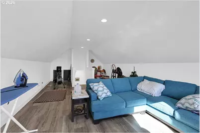 928 SW Coral St, Junction City, OR 97448 - Photo 22