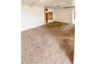 413 NE Nash St, Roseburg, OR 97470 - Photo 4