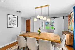 4674 SW Flower Pl, Portland, OR 97221 - Photo 10