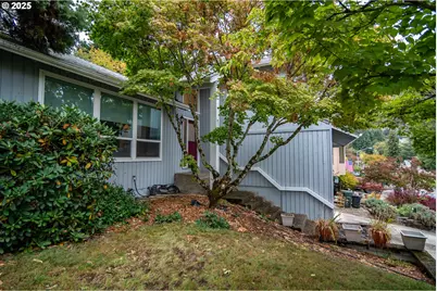 1006 Woodwillow Dr, Roseburg, OR 97471 - Photo 4