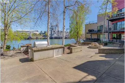 820 NW Naito Pkwy #G11, Portland, OR 97209 - Photo 8