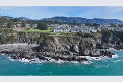 1307 Moore St #803, Brookings, OR 97415 - Photo 1