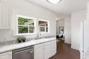 2915 NE 54th Ave, Portland, OR 97213 - Photo 10