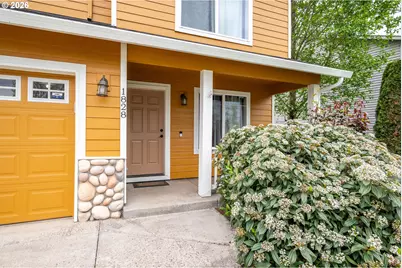 1828 Schneiter Dr, Longview, WA 98632 - Photo 2