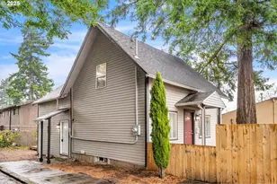 6099 NE Going St, Portland, OR 97218 - Photo 32