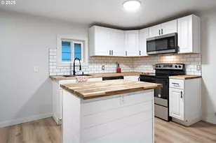 6099 NE Going St, Portland, OR 97218 - Photo 12