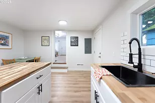 6099 NE Going St, Portland, OR 97218 - Photo 16