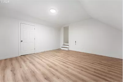 6099 NE Going St, Portland, OR 97218 - Photo 28