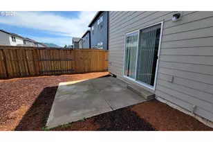 2960 V St, Springfield, OR 97477 - Photo 24