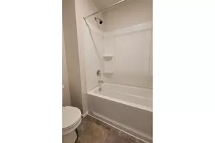 2960 V St, Springfield, OR 97477 - Photo 18