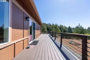 1225 Nautical Ln, Coos Bay, OR 97420 - Photo 8