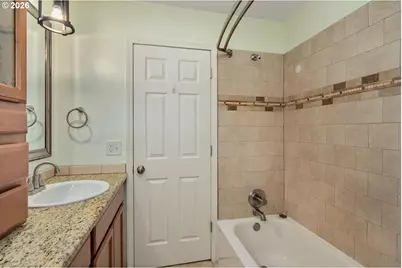 1903 SE 158th Ave, Portland, OR 97233 - Photo 20