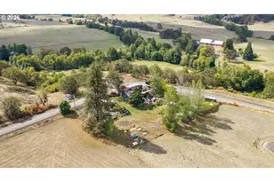 260 S Deer Creek Rd, Roseburg, OR 97470 - Photo 8