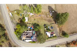 260 S Deer Creek Rd, Roseburg, OR 97470 - Photo 12