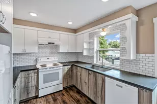 7914 7916 SE Main St, Portland, OR 97215 - Photo 34