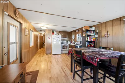3950 Coburg Rd #11, Eugene, OR 97408 - Photo 10