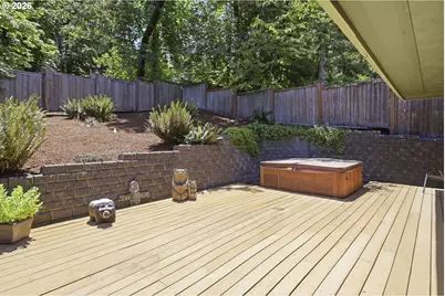 435 Mountaingate Dr, Springfield, OR 97478 - Photo 32