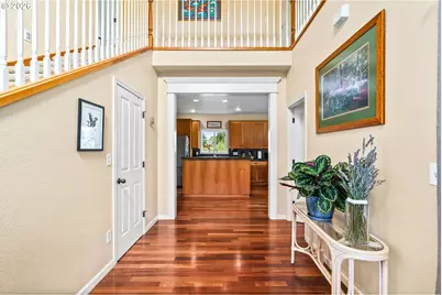 2264 Blue Heron Ln, Eugene, OR 97402 - Photo 4