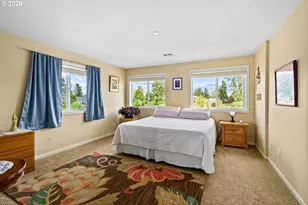 2264 Blue Heron Ln, Eugene, OR 97402 - Photo 12
