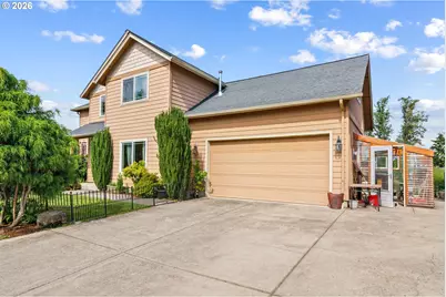 2264 Blue Heron Ln, Eugene, OR 97402 - Photo 2
