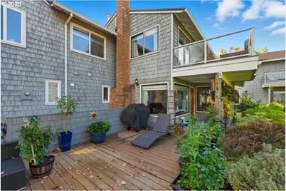 623 N Tomahawk Island Dr, Portland, OR 97217 - Photo 28