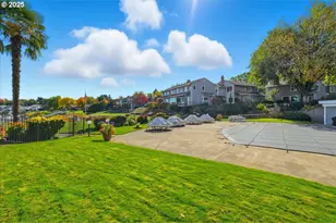 623 N Tomahawk Island Dr, Portland, OR 97217 - Photo 34