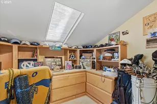 623 N Tomahawk Island Dr, Portland, OR 97217 - Photo 24