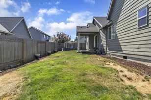 327 NW Pacific Hills Dr, Willamina, OR 97396 - Photo 32