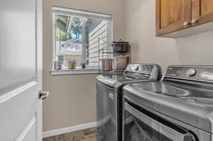 327 NW Pacific Hills Dr, Willamina, OR 97396 - Photo 28