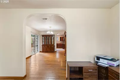 1435 SE 148th Ave #1, Portland, OR 97233 - Photo 4