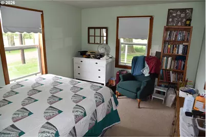 25258 Rowland Rd, Harrisburg, OR 97446 - Photo 16