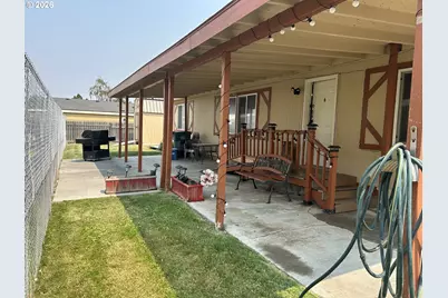 108 Catherine Ave, Milton-Freewater, OR 97862 - Photo 4
