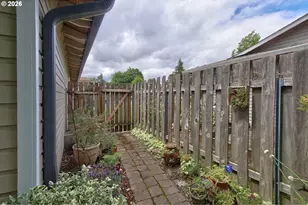 960 NW 178th Ave, Beaverton, OR 97006 - Photo 32