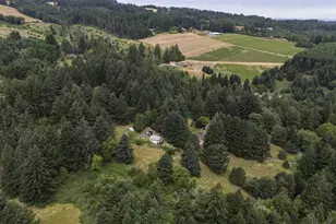 23655 NE Casavant Dr, Hillsboro, OR 97123 - Photo 42