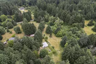 23655 NE Casavant Dr, Hillsboro, OR 97123 - Photo 40