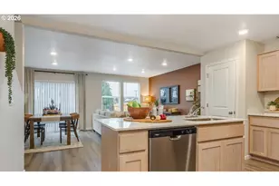 6184 SE 15th St, Gresham, OR 97080 - Photo 4