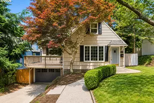 1329 SW Hume St, Portland, OR 97219 - Photo 26
