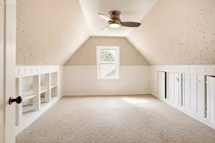 1329 SW Hume St, Portland, OR 97219 - Photo 12