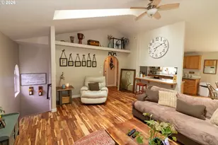 85434 Glenada Rd, Florence, OR 97439 - Photo 8