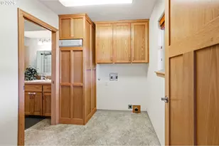17077 NW Willis Rd, McMinnville, OR 97128 - Photo 16