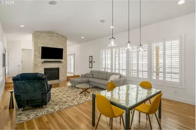 3938 SW 36th Pl, Portland, OR 97221 - Photo 10