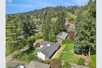 3938 SW 36th Pl, Portland, OR 97221 - Photo 32