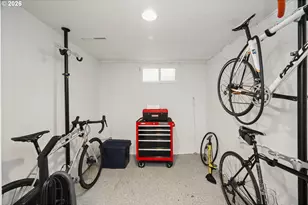 3938 SW 36th Pl, Portland, OR 97221 - Photo 24