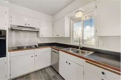 32953 SE Darrow Rd, Estacada, OR 97023 - Photo 8