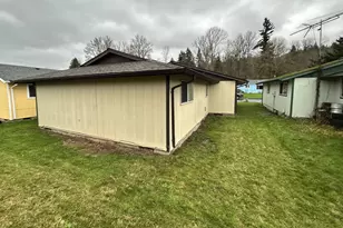 1409 Bowmont Ave, Kelso, WA 98626 - Photo 24