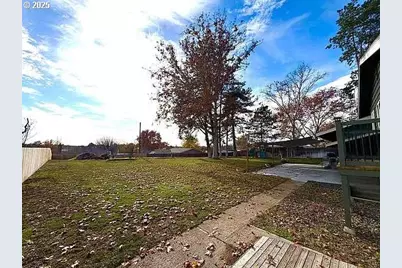 825 W Ridgeway Ave, Hermiston, OR 97838 - Photo 18