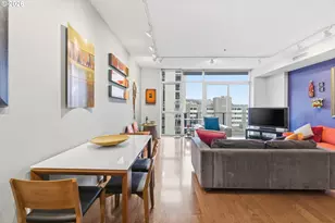 1221 SW 10th Ave, Portland, OR 97205 - Photo 18